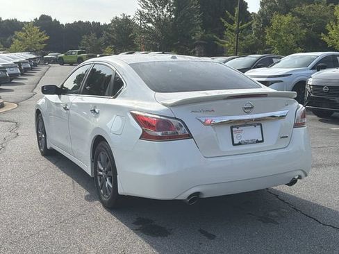 Used 2015 Nissan Altima 2.5 S w/ Special Edition Package FWD image 7