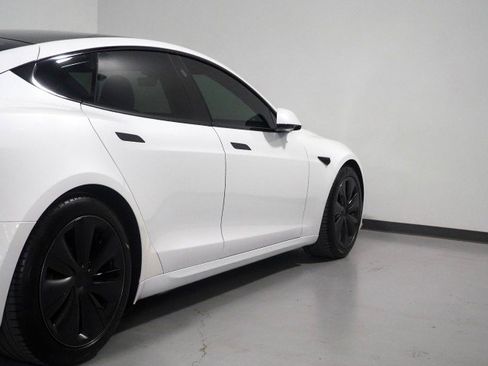 Used 2022 Tesla Model S AWD image 61