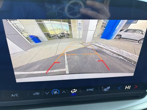 New 2026 Chevrolet Traverse LT w/ LPO, Floor Liner Package image 21