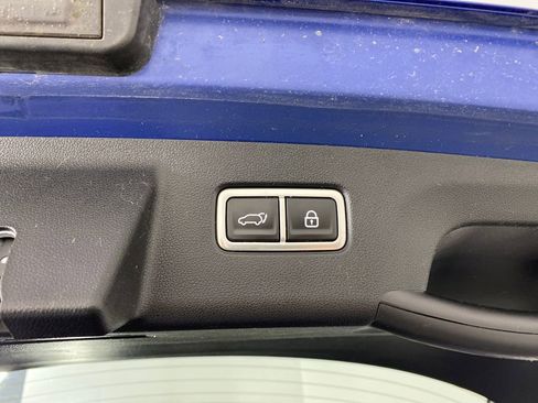 Used 2022 Kia Sorento EX w/ Panoramic Sunroof Package image 29