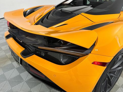 Used 2022 McLaren 720S Performance RWD image 36