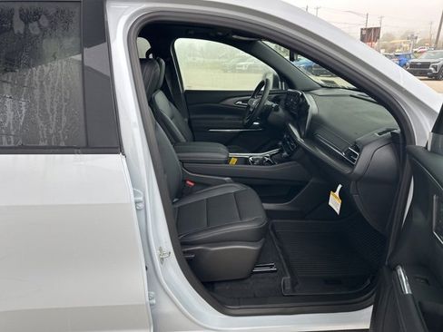 New 2026 Chevrolet Traverse LT w/ Sun and Wheel Package image 34