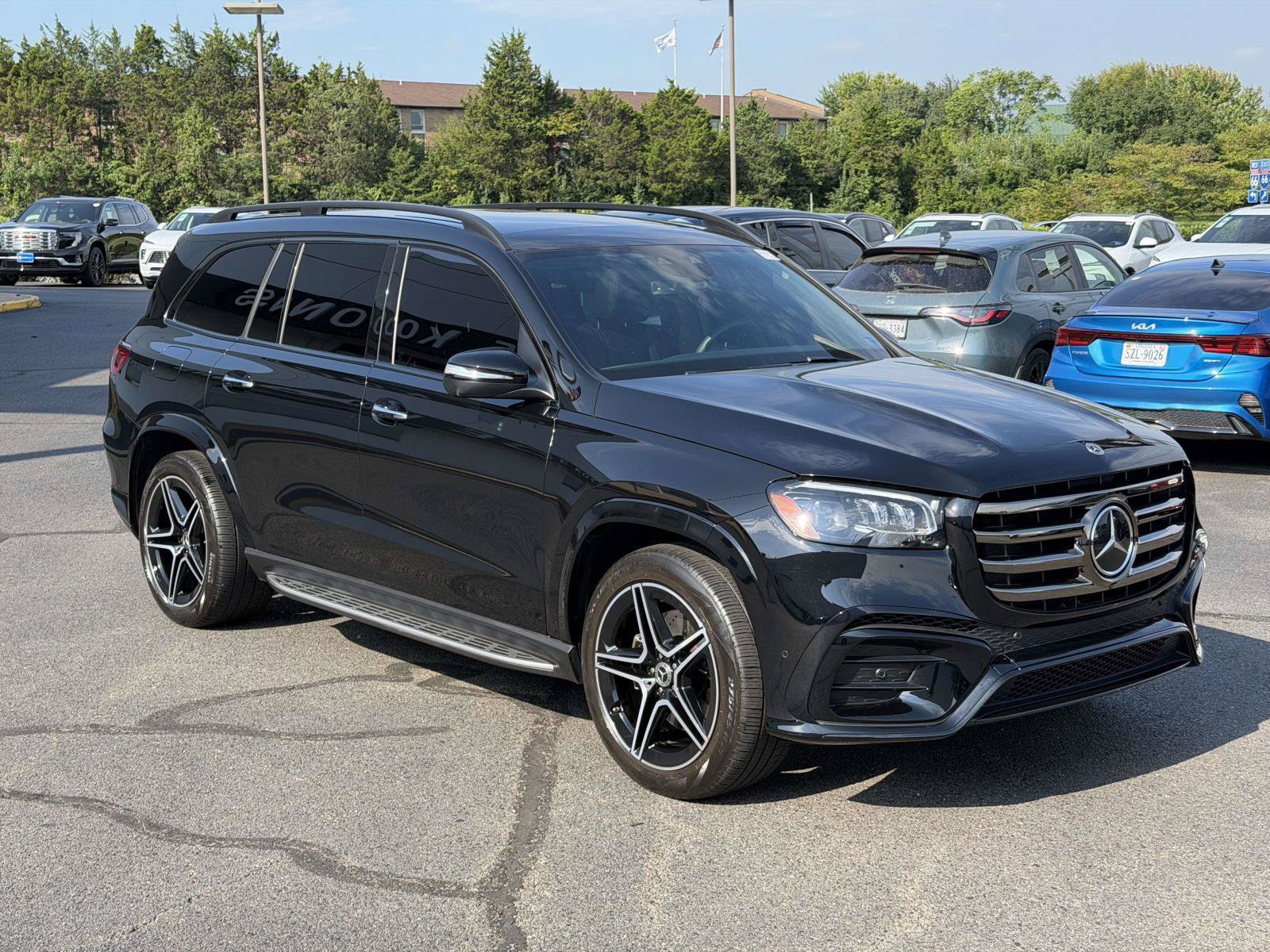 Used 2024 Mercedes-Benz GLS 450 4MATIC image 1