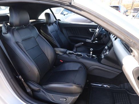 Used 2015 Ford Mustang GT Premium image 22