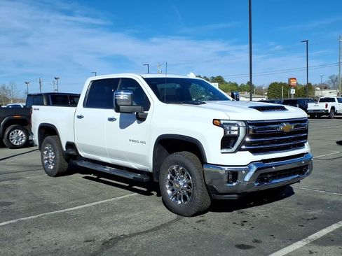 New 2026 Chevrolet Silverado 2500 LTZ w/ LTZ Convenience Package image 3