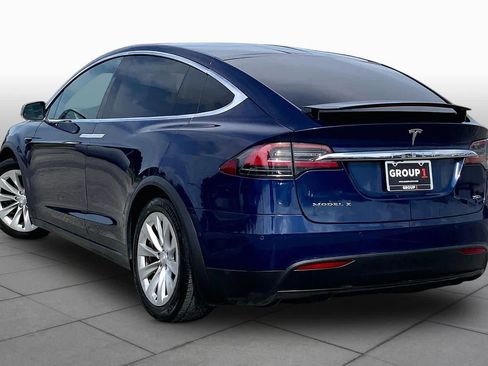 Used 2018 Tesla Model X 75D AWD/4WD image 11