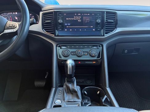 Used 2020 Volkswagen Atlas Cross Sport SEL FWD image 11