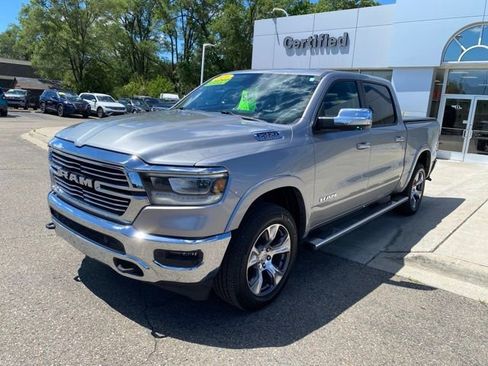 Used 2020 RAM 1500 Laramie AWD/4WD image 10
