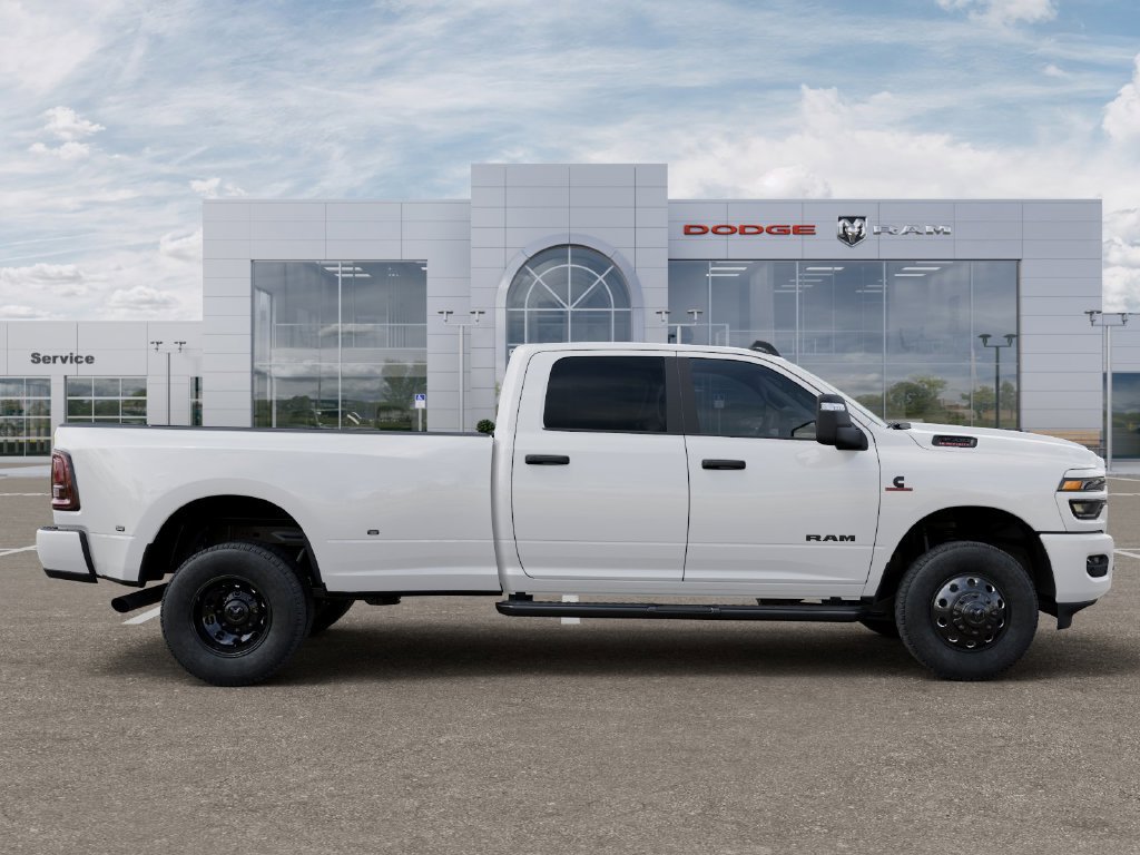 New 2027 RAM 3500 Big Horn AWD/4WD image 21