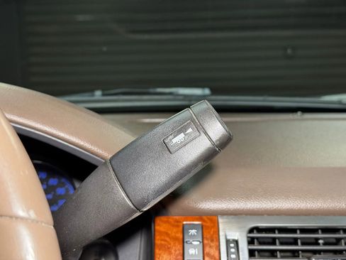 Used 2007 GMC Yukon SLT w/ SLT Preferred Equipment Group image 40