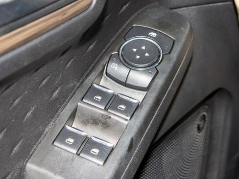 Used 2020 Ford Escape Titanium w/ Titanium Premium Package 2.0 image 35