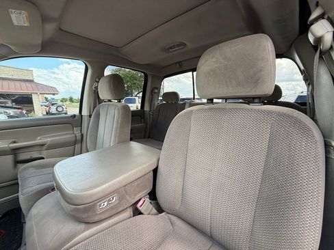 Used 2005 Dodge Ram 2500 Truck SLT AWD/4WD image 18