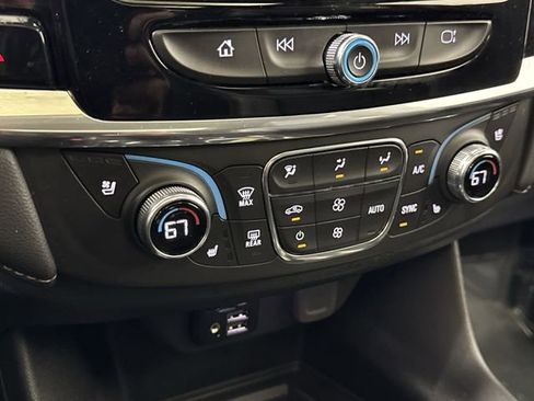 Certified 2023 Chevrolet Traverse High Country AWD/4WD image 25