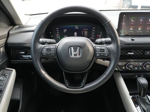 Used 2023 Honda Accord EX-L image 22