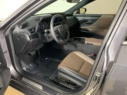 Used 2023 Lexus ES 350 w/ Premium Package image 33