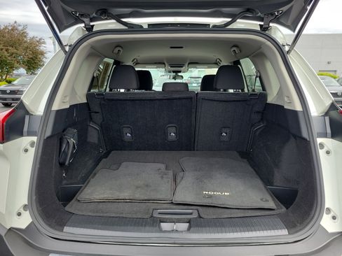 Certified 2023 Nissan Rogue SV AWD/4WD image 8