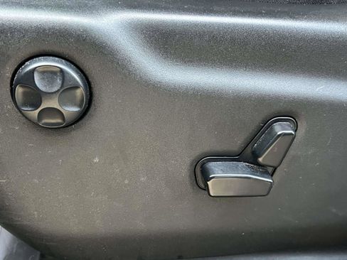 Used 2020 Dodge Durango SXT image 22