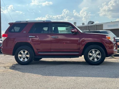 Used 2011 Toyota 4Runner SR5 w/ Convenience Pkg AWD/4WD image 8