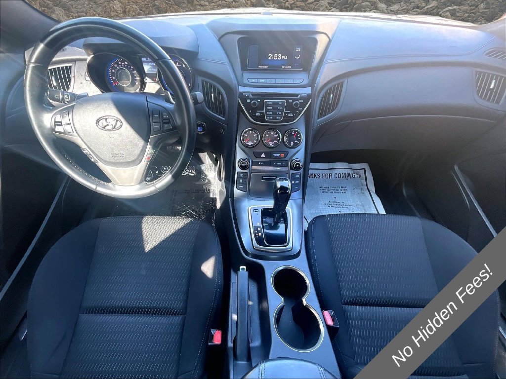 Used 2016 Hyundai Genesis 3.8 RWD image 11