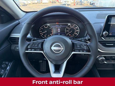 New 2025 Nissan Altima 2.5 SR image 18