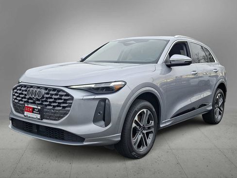 New 2025 Audi Q5 Premium Plus image 1