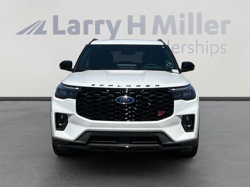 New 2026 Ford Explorer ST w/ Sun And Sound Package AWD/4WD image 8