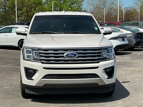 Used 2019 Ford Expedition XLT w/ Equipment Group 202A image 2