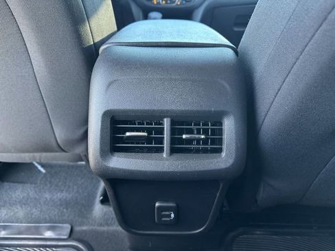 Used 2024 Chevrolet Equinox LT image 21