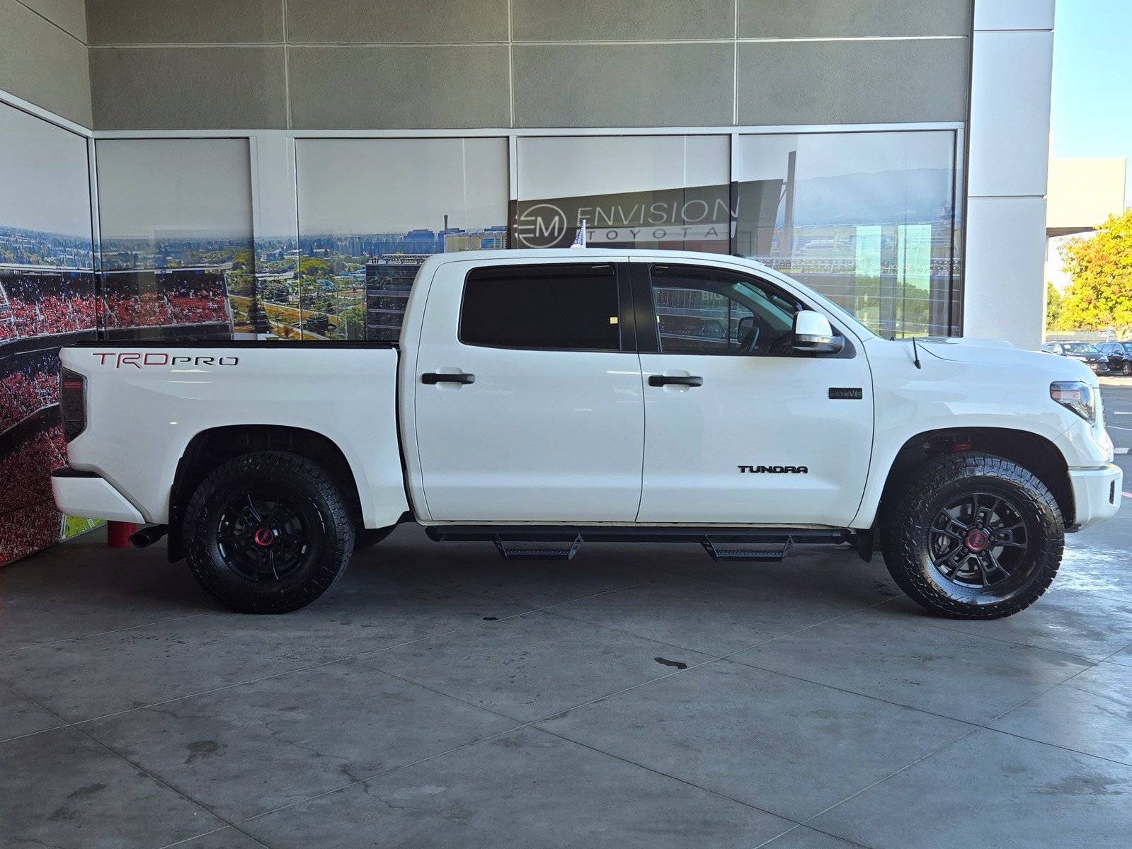 Certified 2019 Toyota Tundra TRD Pro AWD/4WD image 4