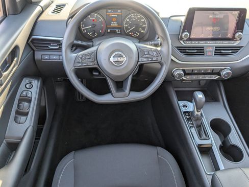 New 2025 Nissan Altima 2.5 S image 10