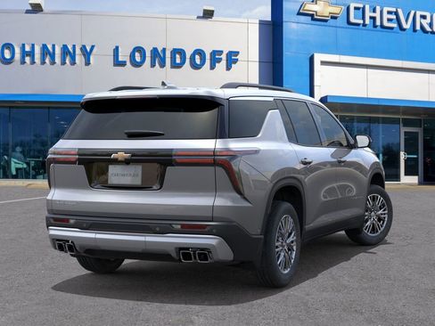 New 2026 Chevrolet Traverse LT w/ LPO, Floor Liner Package image 4