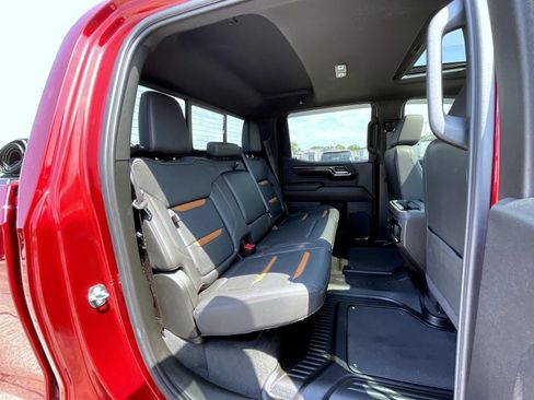 Certified 2024 GMC Sierra 1500 AT4 w/ Technology Package AWD/4WD image 18