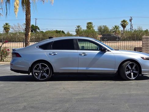 Used 2024 Honda Accord Sport image 3