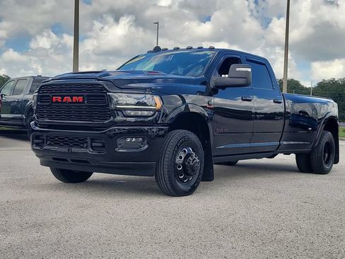 Used 2024 RAM 3500 Limited w/ Night Edition AWD/4WD image 34