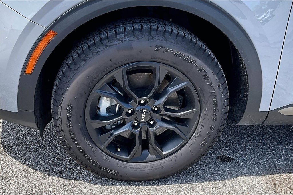 Used 2024 Kia Sportage X-Pro AWD/4WD image 11