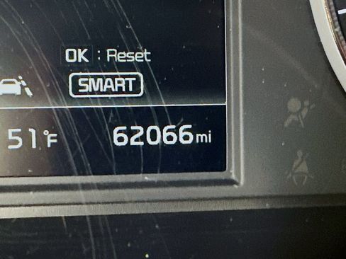 Used 2024 Kia K5 LXS image 30