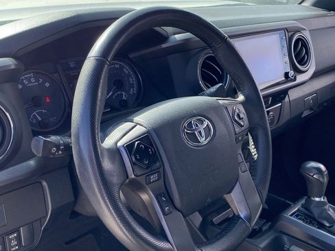 Used 2023 Toyota Tacoma TRD Off-Road w/ Technology Package image 8