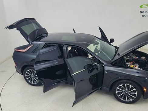 Used 2025 Cadillac Lyriq Sport AWD/4WD image 85