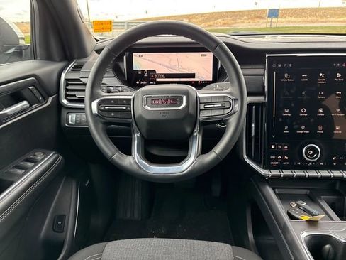 Certified 2025 GMC Acadia Elevation image 13