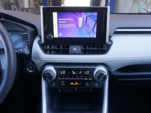 Used 2025 Toyota RAV4 XLE w/ Convenience Package AWD/4WD image 11
