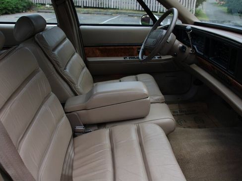 Used 1992 Buick Le Sabre Limited FWD image 13