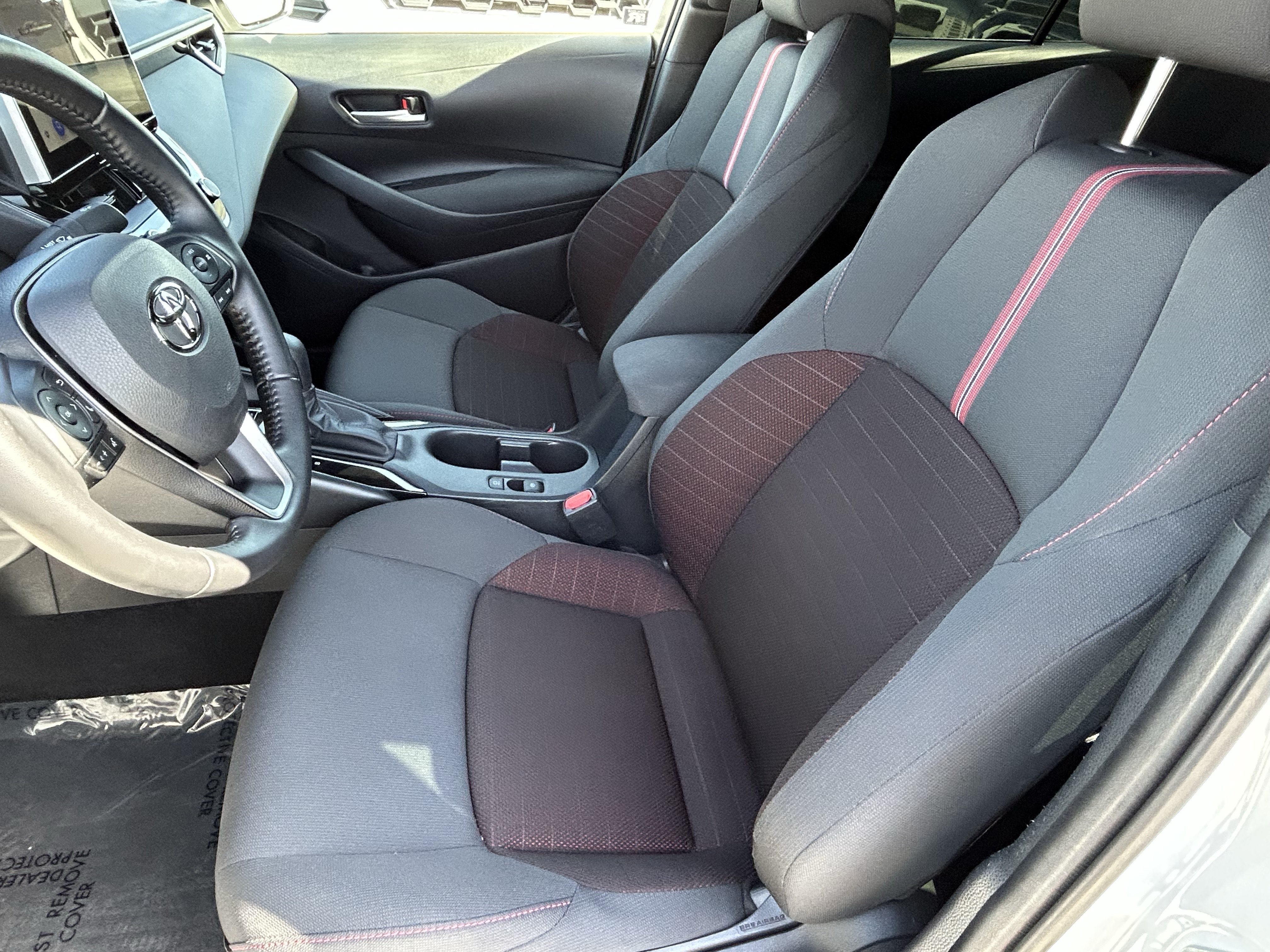 Certified 2026 Toyota Corolla SE w/ SE Package FWD image 15