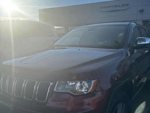 Used 2018 Jeep Grand Cherokee Limited w/ Trailer Tow Group IV image 1