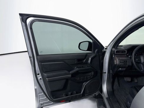 Used 2024 Toyota Tacoma SR5 RWD image 9