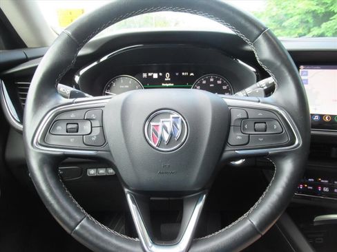Used 2021 Buick Envision Avenir w/ Technology Package II AWD/4WD image 21