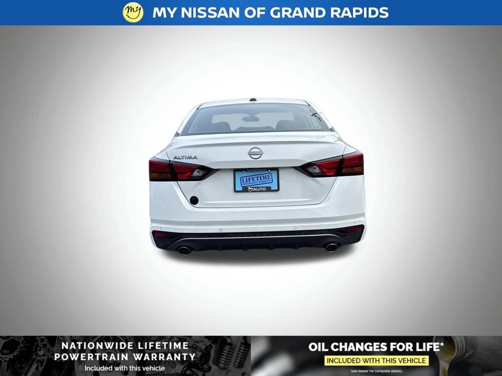 New 2026 Nissan Altima 2.5 SV w/ SV Premium Package FWD image 4