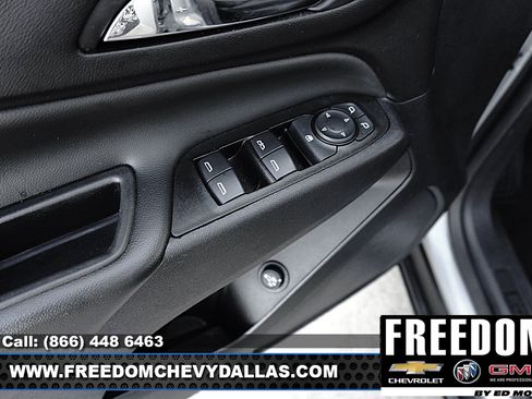 Certified 2024 Chevrolet Equinox LT FWD image 33