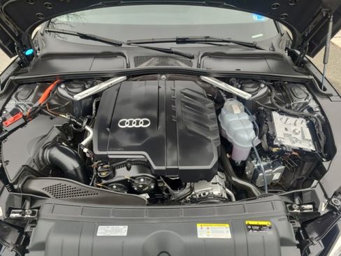 Used 2025 Audi A5 2.0T Premium Plus w/ Premium Plus AWD/4WD image 9