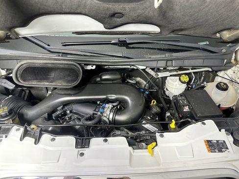 Used 2016 Ford Transit 350 XLT RWD image 9