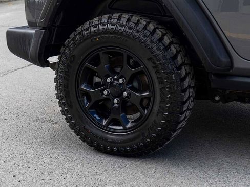 Used 2023 Jeep Wrangler Unlimited Sport AWD/4WD image 10
